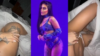 Badmi caiu na net Mc Mirella nua mostrando a bunda grande na cama