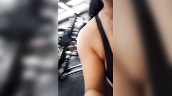 Pamela Santos vazado filmando o rabo e se exibindo para machos na academia