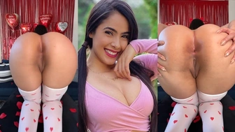 Juliana Bonde erome pelada de quatro exibindo a buceta e piscando o cuzinho