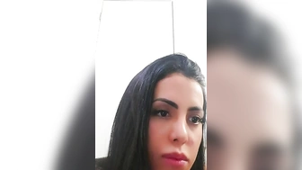 Brasileiria live morena gostosa rebolando a bunda grande bem safada