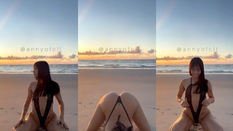 Annyofcll Xvideos empiando o rabo gostoso de quatro na praia
