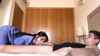 Fotos porno enfermeira peituda deixa seu paciente gozar dentro dela no hospital