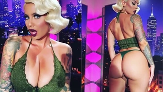 Video da loira gringa gostosa Amber Rose Onlyfans mostrando o rabo grande