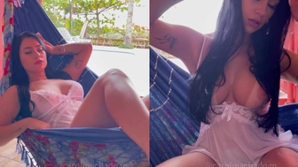 Carol Machado onlyfans tocando xota com peitos de fora na rede