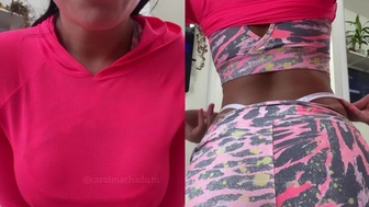 Carol Machado caiu no erome com calcinha atolada no rabo gostoso