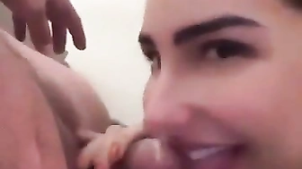 Mariana Casaroto xxx chupa e leva pica dura até as bolas na xoxota