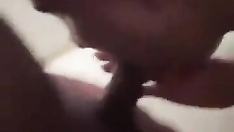 Mariana Casaroto xxx chupa e leva pica dura até as bolas na xoxota