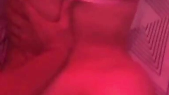 Karol Mantilla porno amador gozando na pica com bunda empinada
