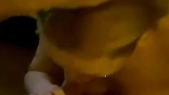 Alanis Iandra porno oral chupando rola dura com a boca cheia