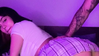 Andrea Ceballos vazada rebolando sem calcinha levando tapas no bumbum