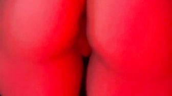 Natalie Tortelli pelada rebolando com bundão gostoso empinado
