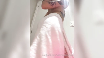 Yasmin Cat Onlyfans gratis pelada exibindo a bunda grande gostosa