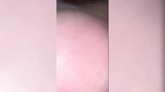 Nanda Vilela de quatro levando com força na buceta