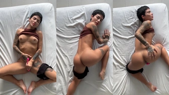 Malelly putinha se masturbando no motel antes de foder muito