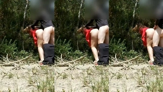 Casal metendo no meio do mato com muito tesão