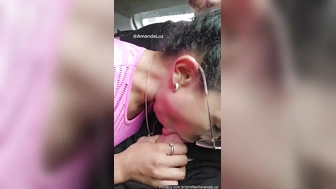 Amanda Luz dando boas mamadas no motorista de uber