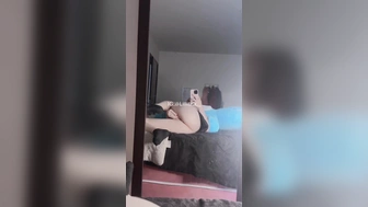 Lilithx porno amador nua se masturbando na frente do espelho